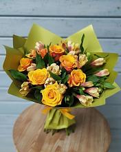 Букет цветов из:  Альстромерии и Розы в Назарово