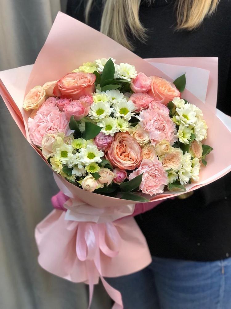 Букет цветов из: Гвоздики, Розы и Хризантемы в Назарово