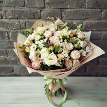 Букет нежное ассорти в Назарово Букет цветов из:  Альстромерии, Розы и Хризантемы в Назарово