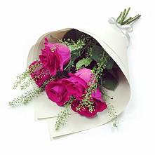 Букет цветов из:  Розы в Назарово