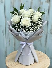 Букет из белых роз в Назарово Букет цветов из:  Розы в Назарово