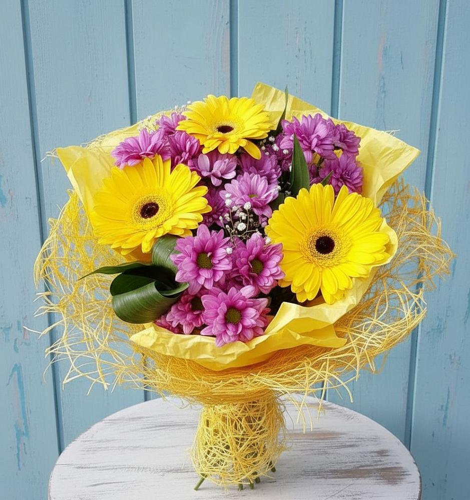 Букет одинокая звезда в Назарово Букет цветов из: Хризантемы и Герберы в Назарово