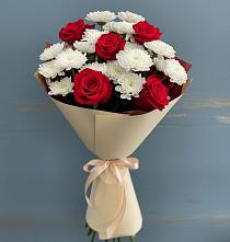 Букет романтическая гармония в Назарово Букет цветов из:  Розы и Хризантемы в Назарово