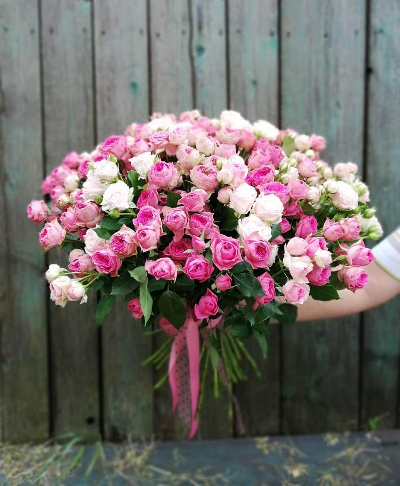 Букет Розовые кустовые розы Натали и Лав Лидия в Назарово