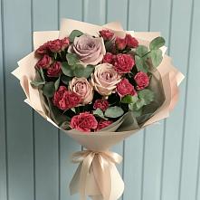 Букет цветов из:  Гвоздики и Розы в Назарово